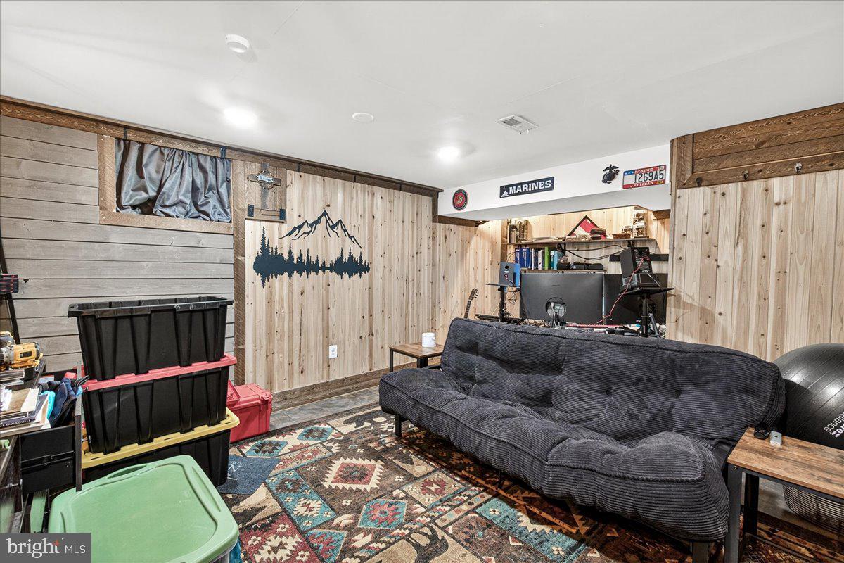 BLUE RIDGE ACRES - Residential