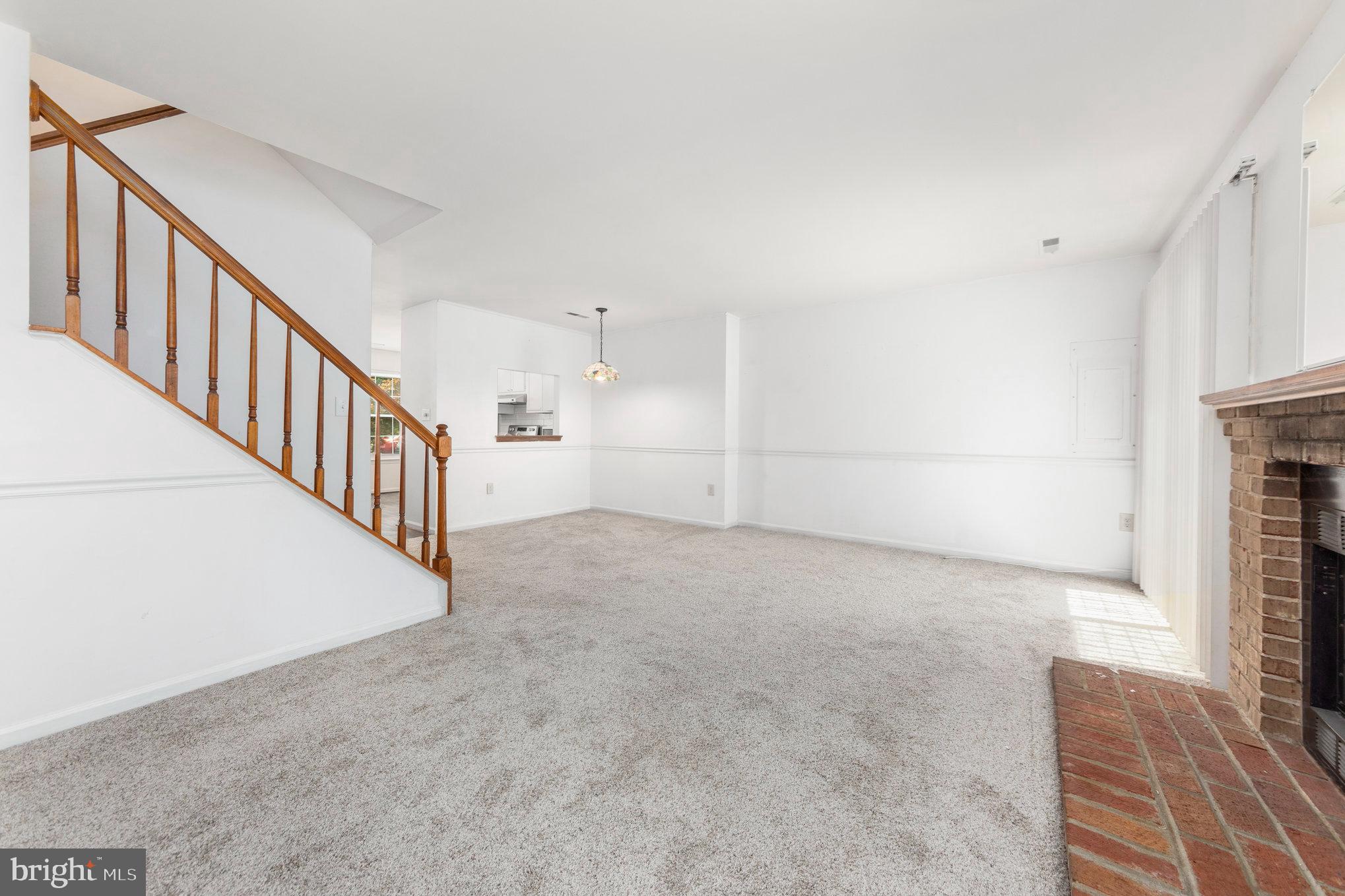 VILLAGES OF SALEM STATION - Residential