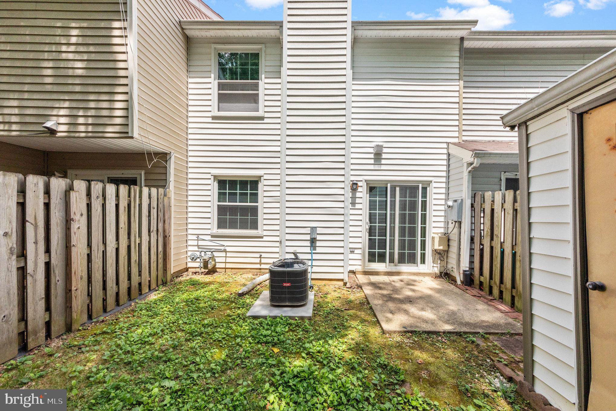 VILLAGES OF SALEM STATION - Residential