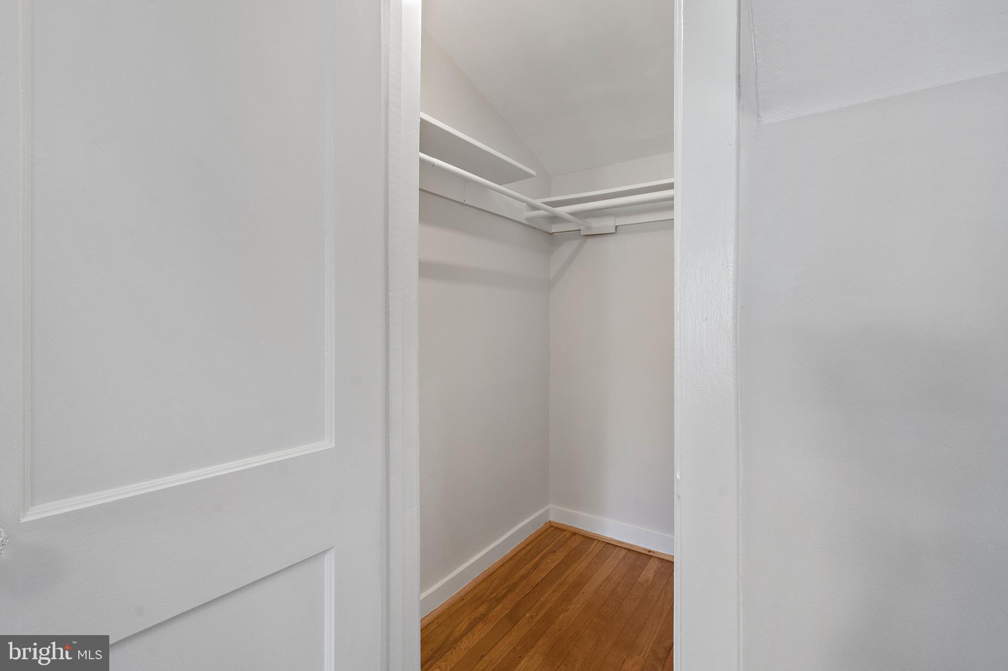 NORTH KENSINGTON - Residential