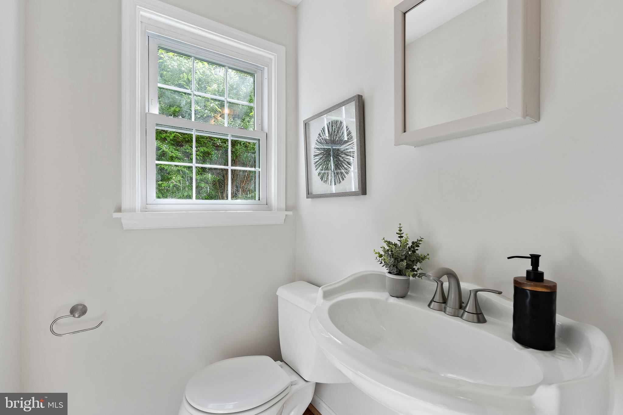 NORTH KENSINGTON - Residential