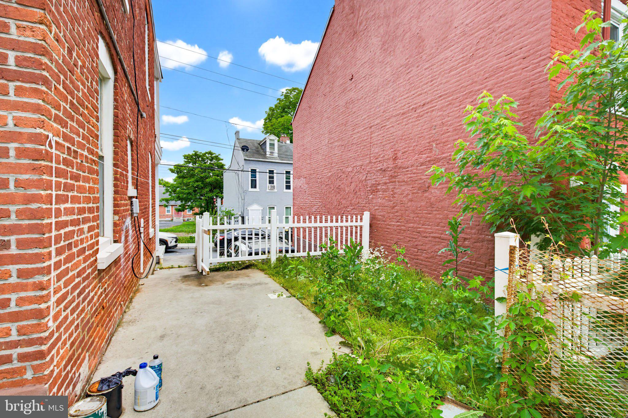 LANCASTER CITY - WARD 3 - Residential Income