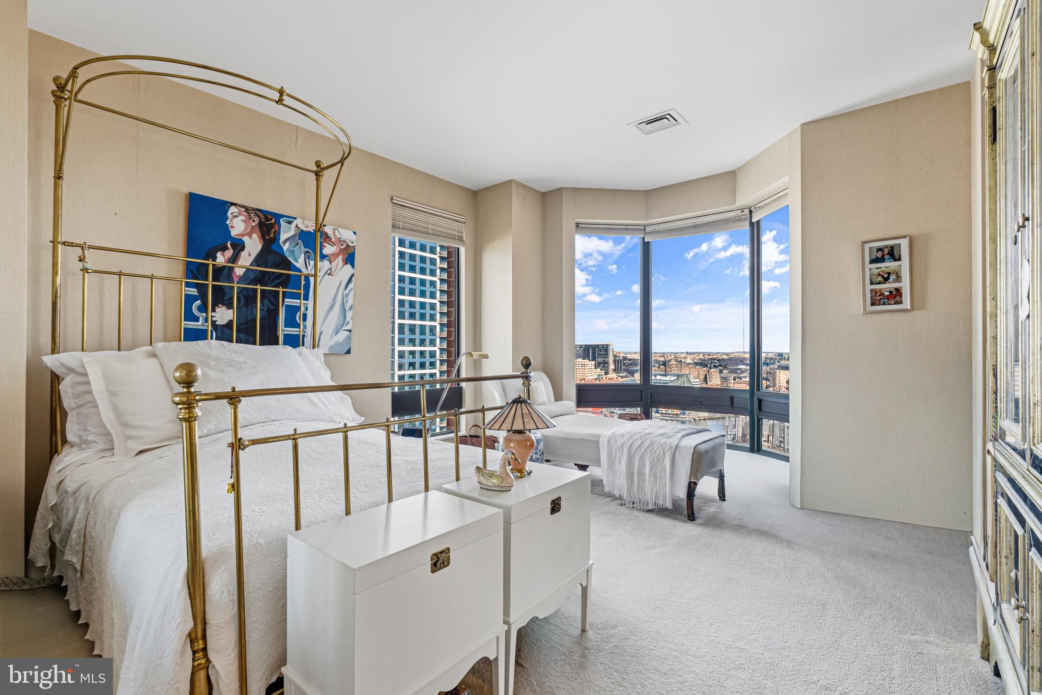 INNER HARBOR - Residential