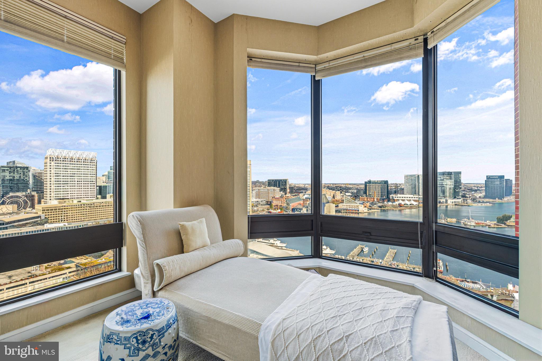 INNER HARBOR - Residential