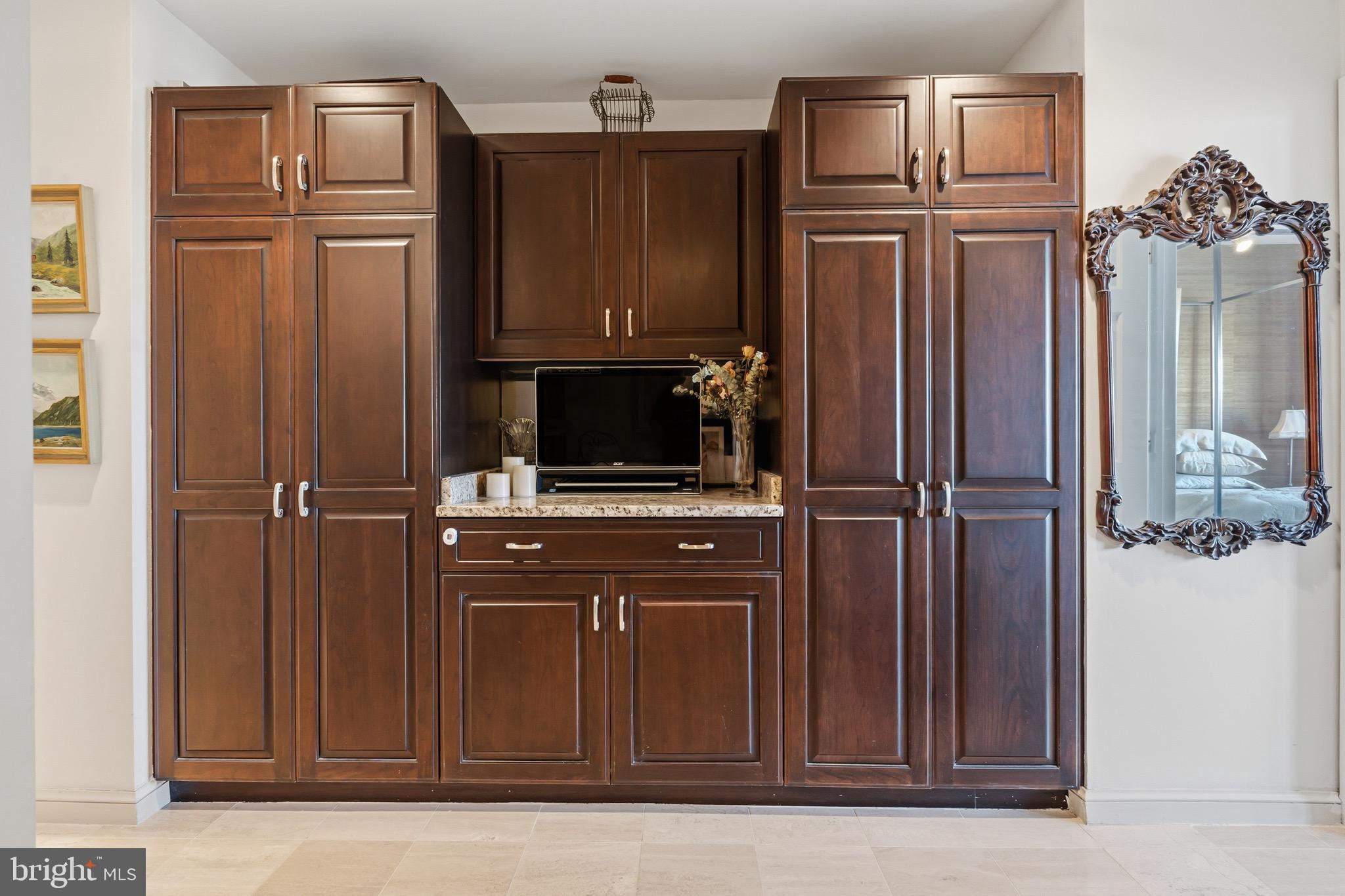 INNER HARBOR - Residential