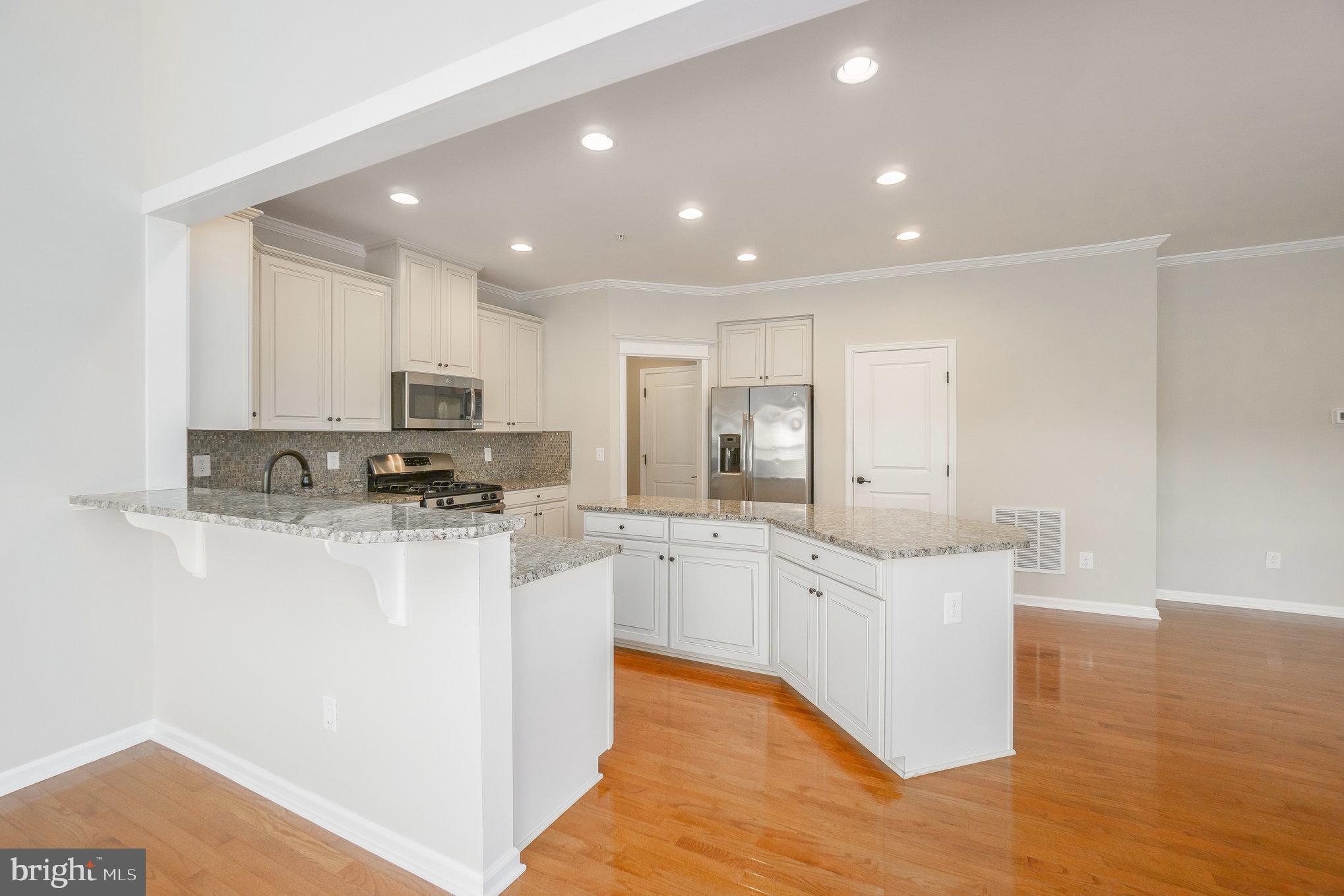 POTOMAC SHORES - Residential Lease