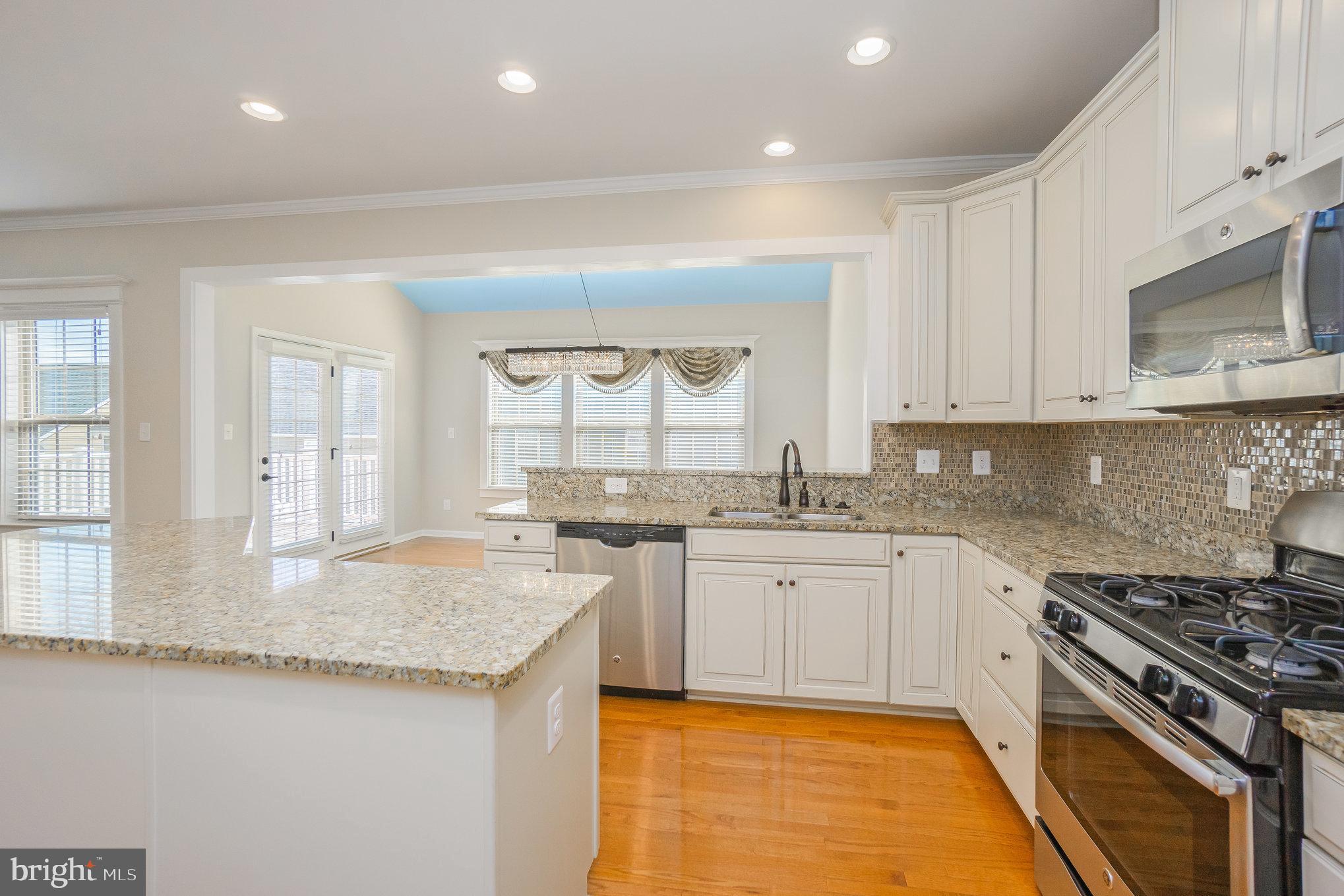 POTOMAC SHORES - Residential Lease