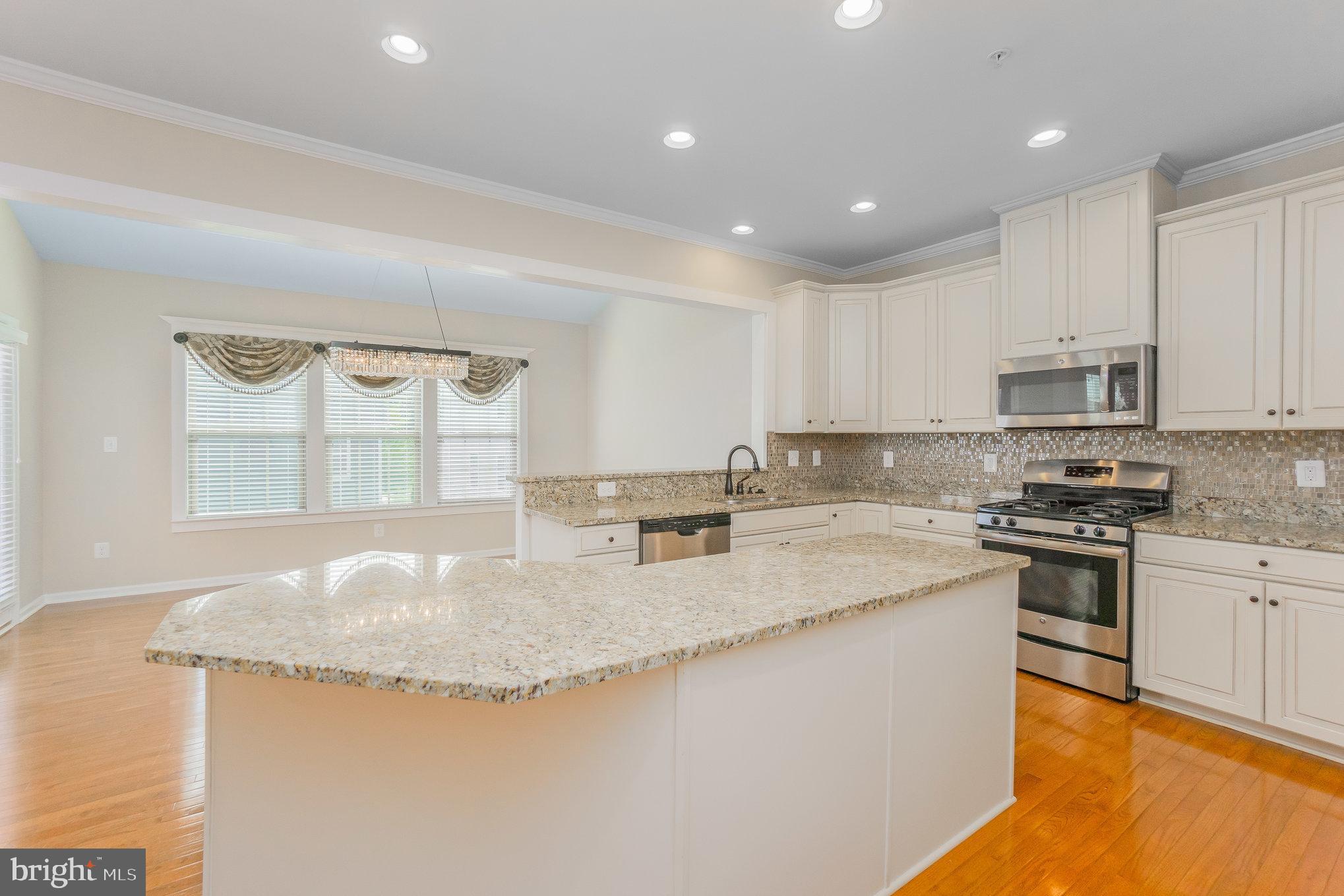 POTOMAC SHORES - Residential Lease