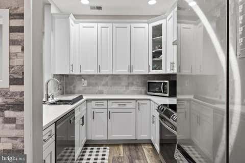 Condo For Sale - 12260 Fort Buffalo Circle #509<br/> FAIRFAX, VA 22033