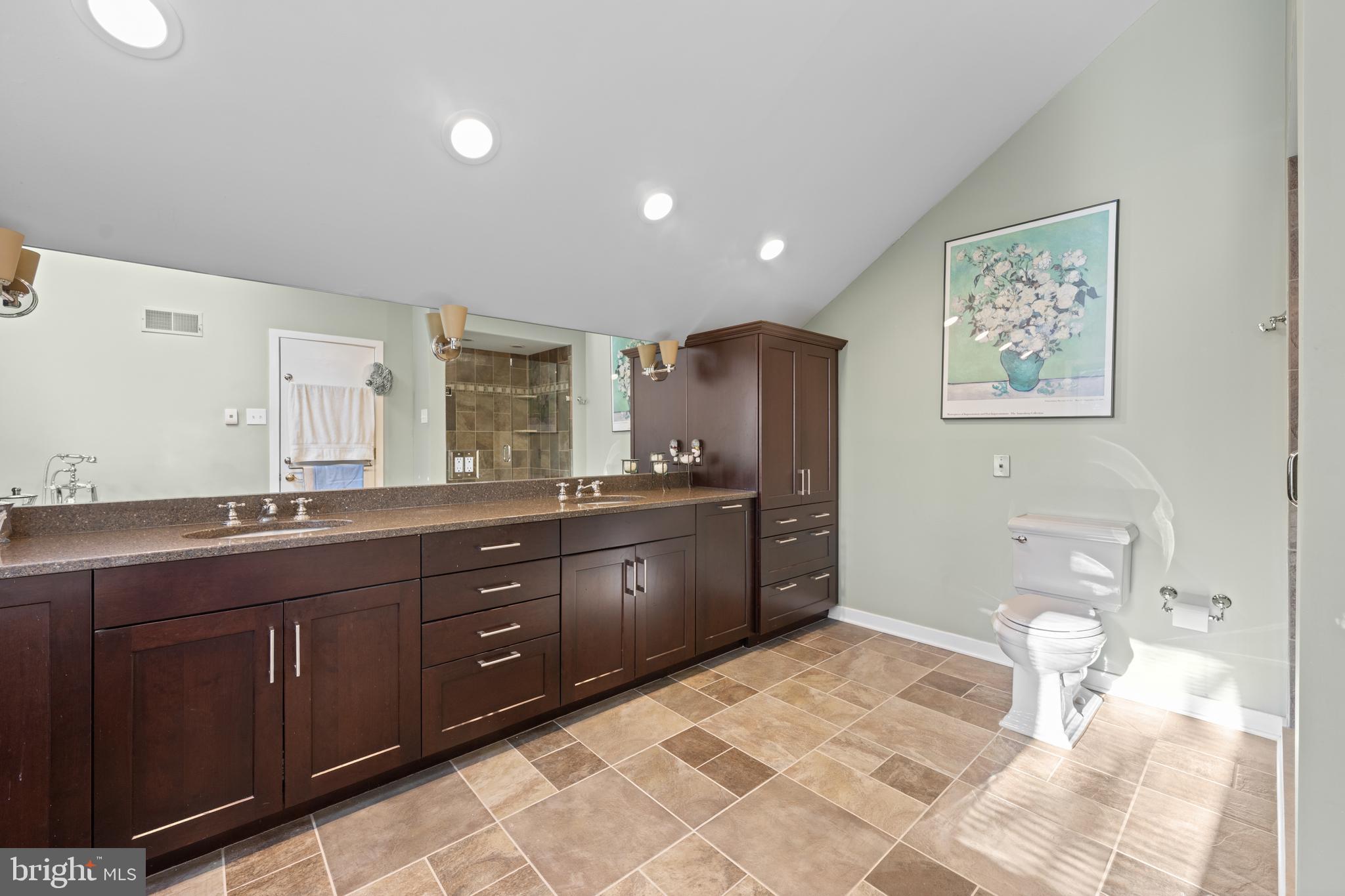 GREENE COUNTRIE - Residential