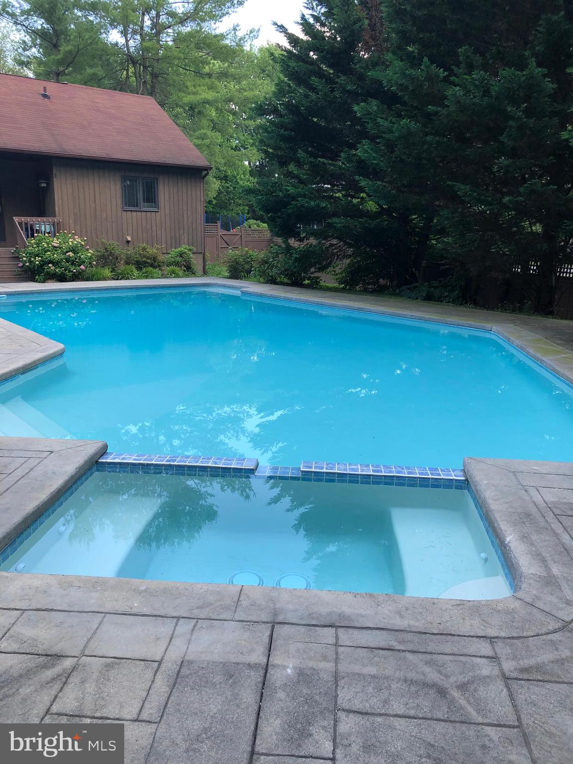 GREENE COUNTRIE - Residential