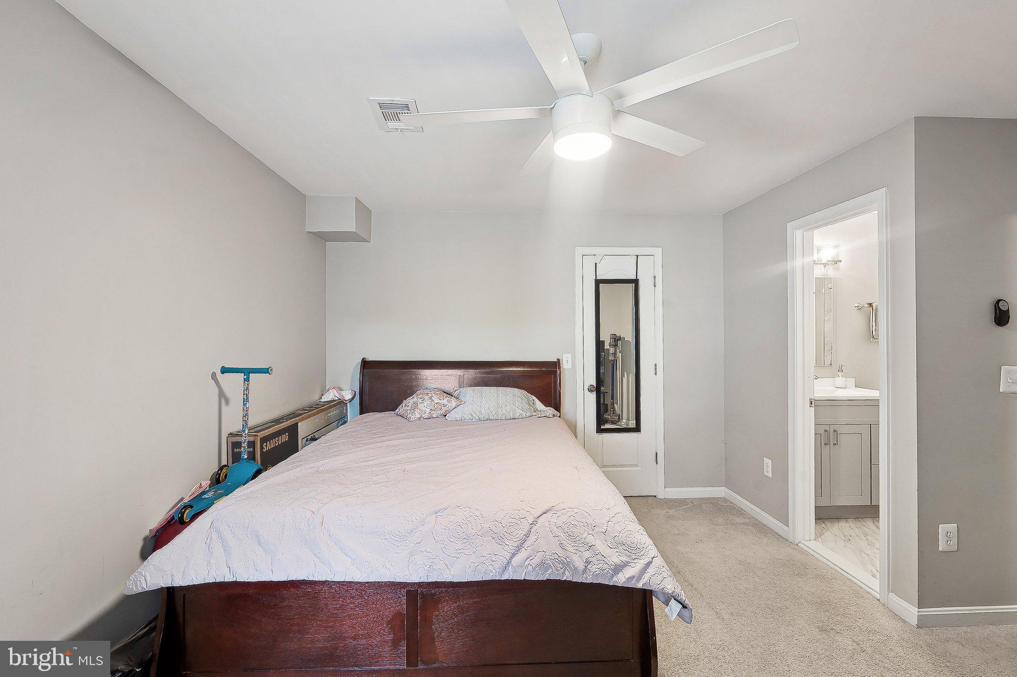 WILLOUGHBYS RIDGE - Residential Lease