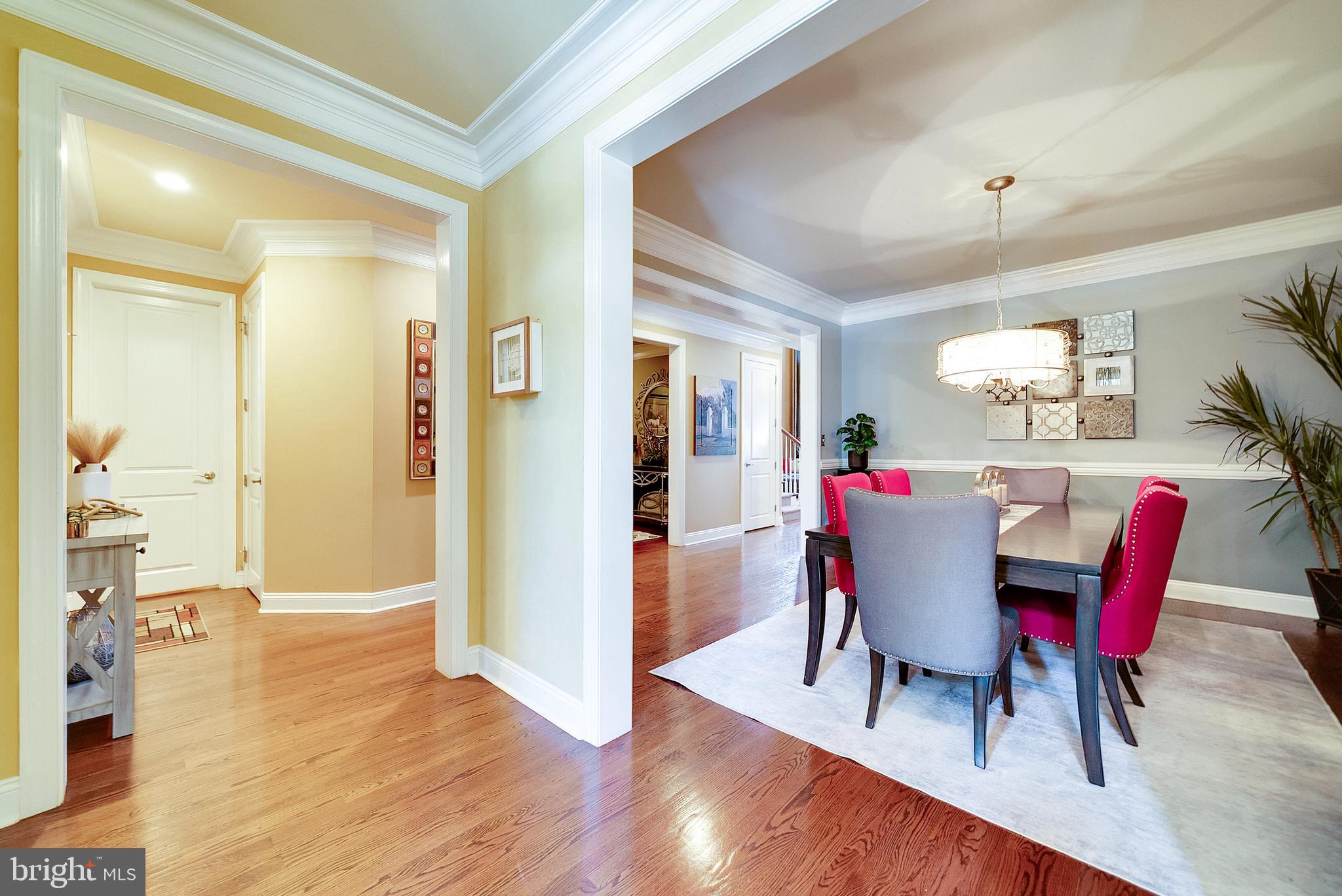 108 CARRIAGE COURT