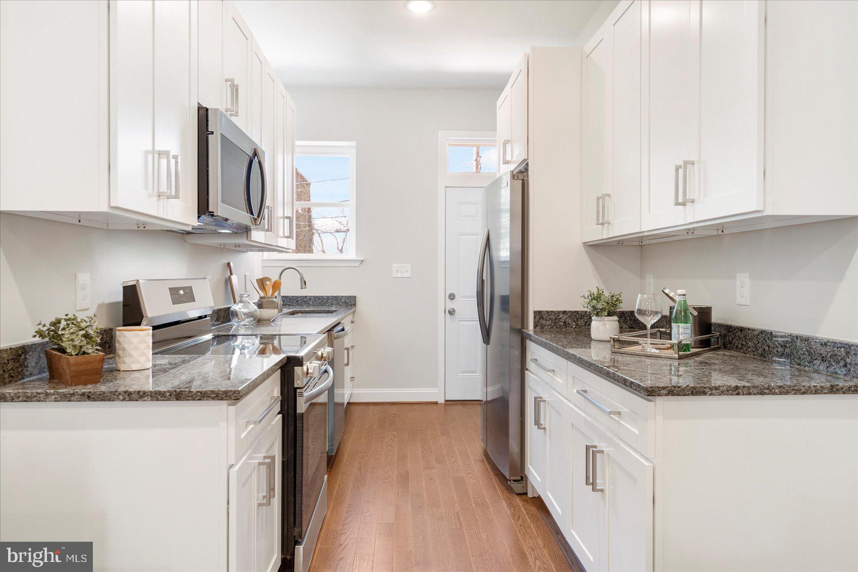 OLIVER - Residential