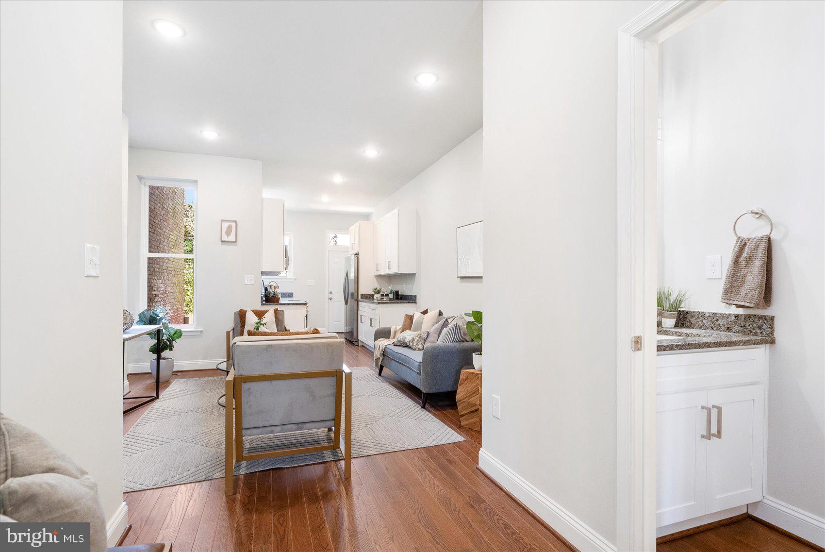 OLIVER - Residential