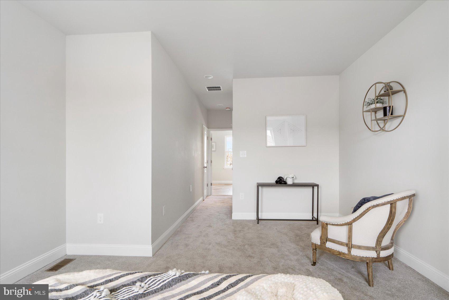 OLIVER - Residential