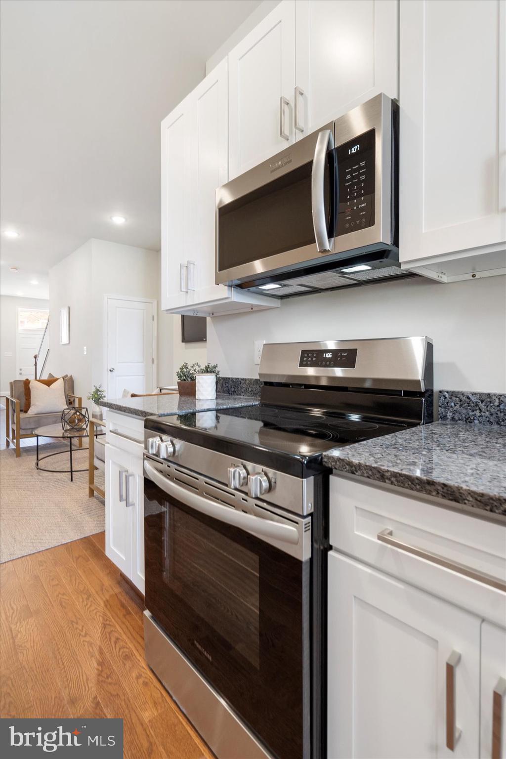 OLIVER - Residential