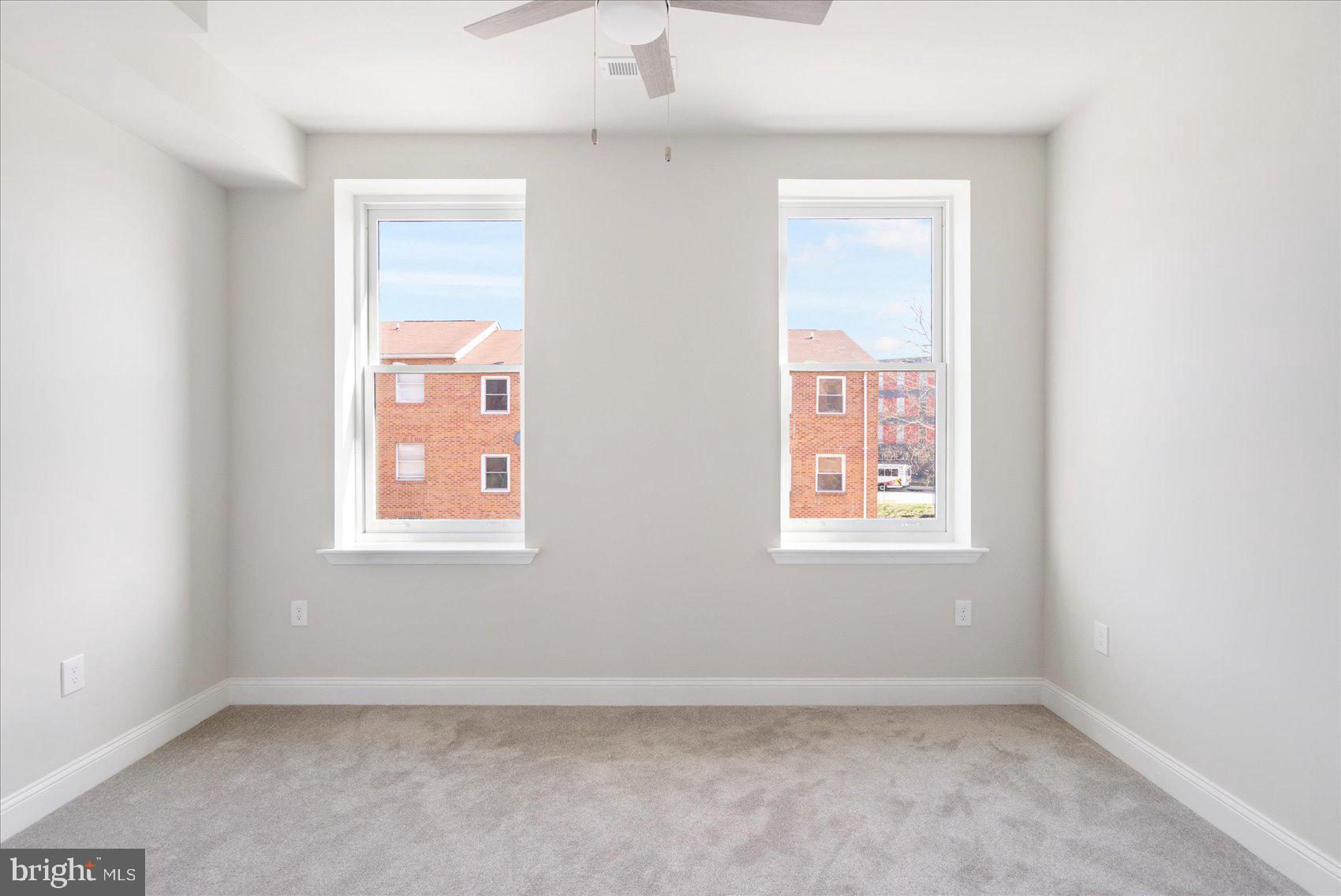 OLIVER - Residential