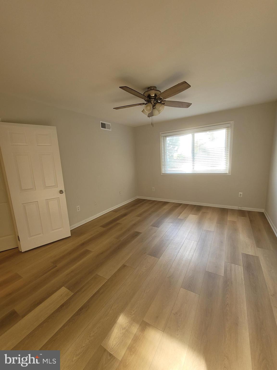 HUNTCREST CONDOMINIUM - Residential