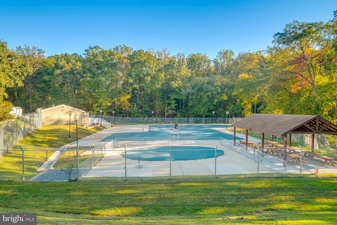 BELMONT - Residential