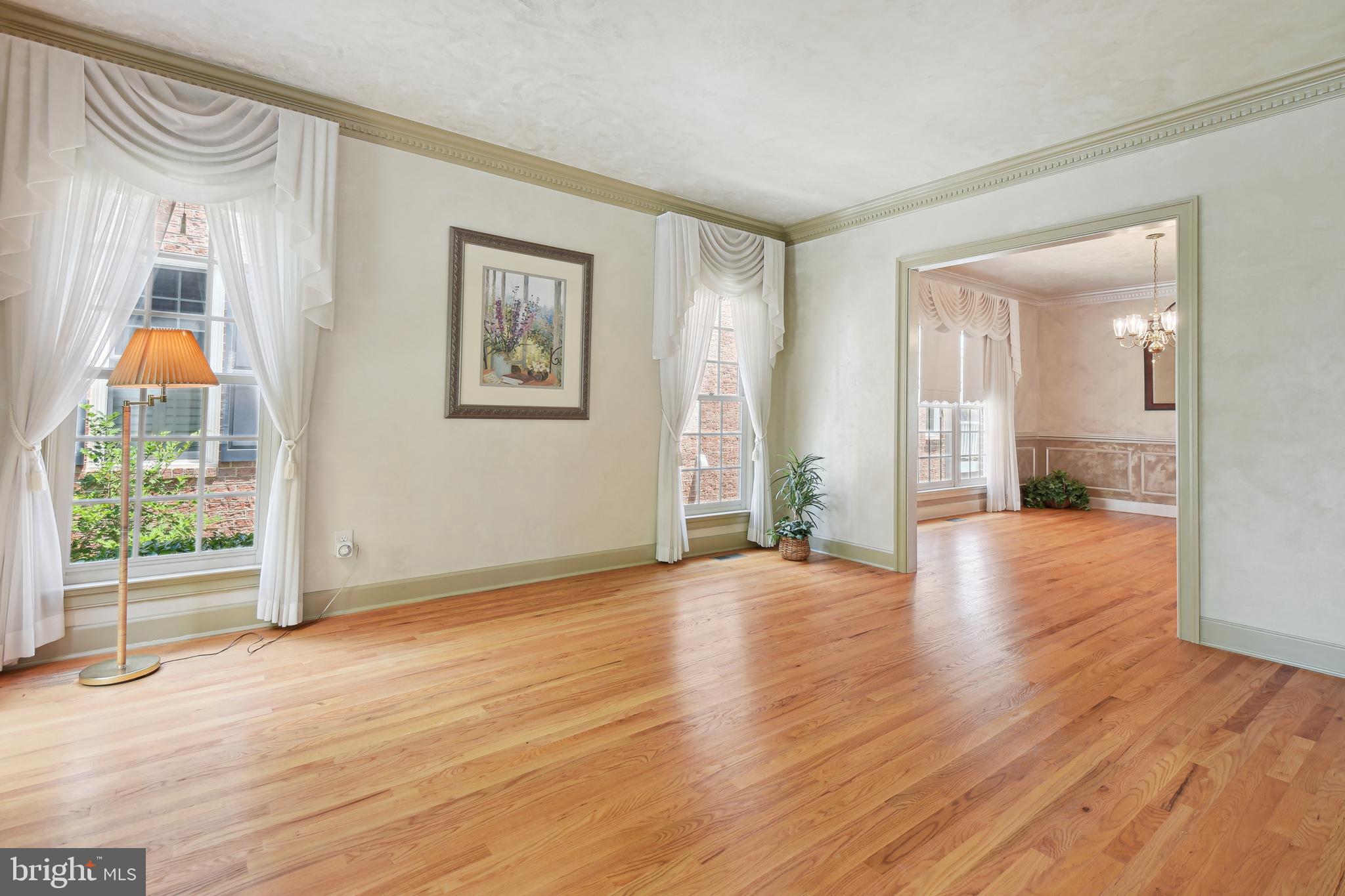 KENTLANDS - Residential