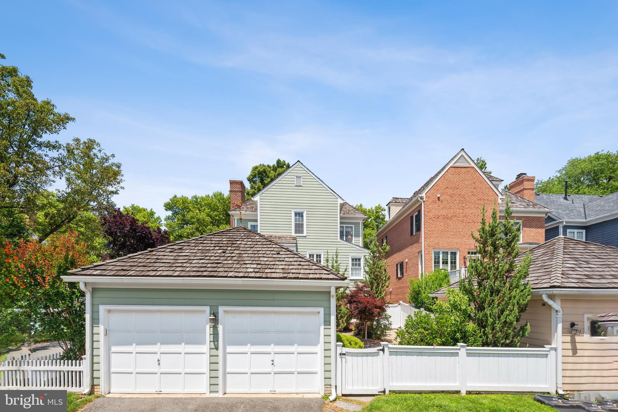 KENTLANDS - Residential