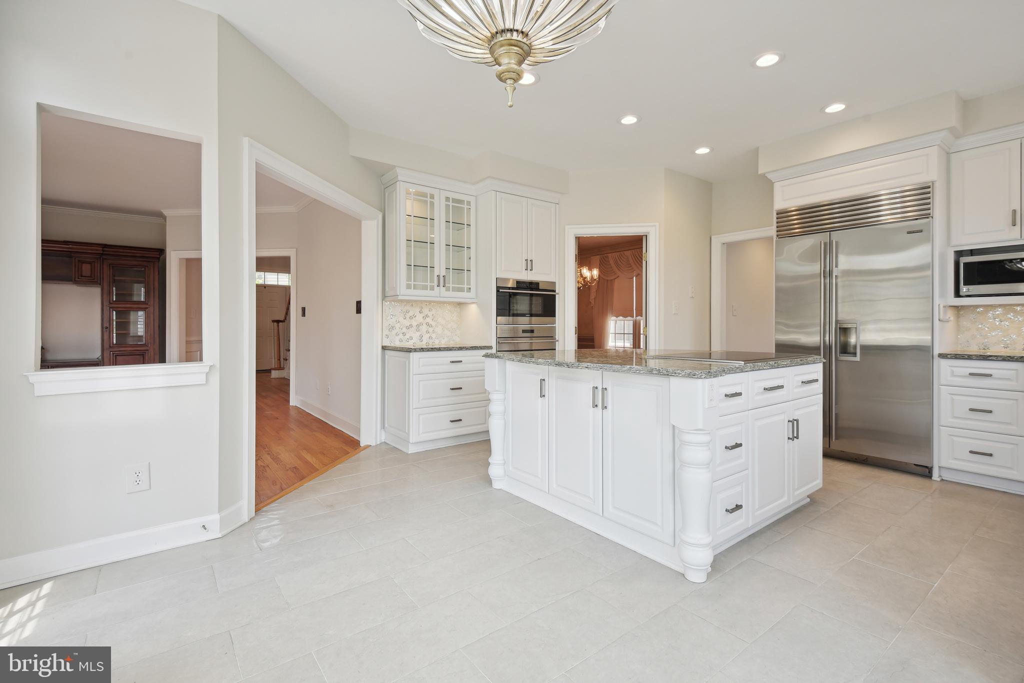 KENTLANDS - Residential