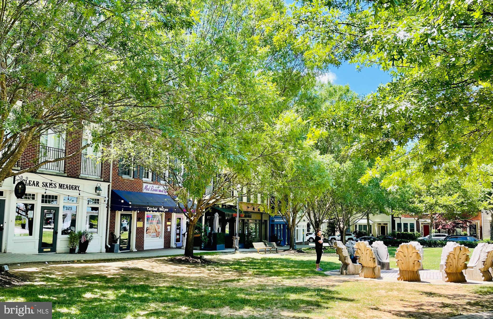 KENTLANDS - Residential