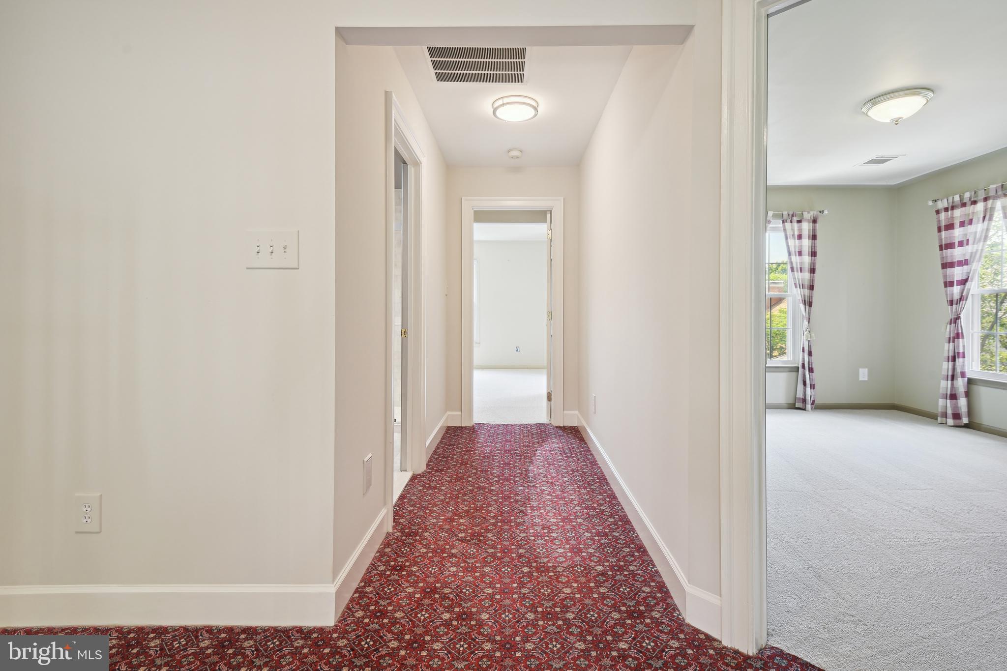 KENTLANDS - Residential