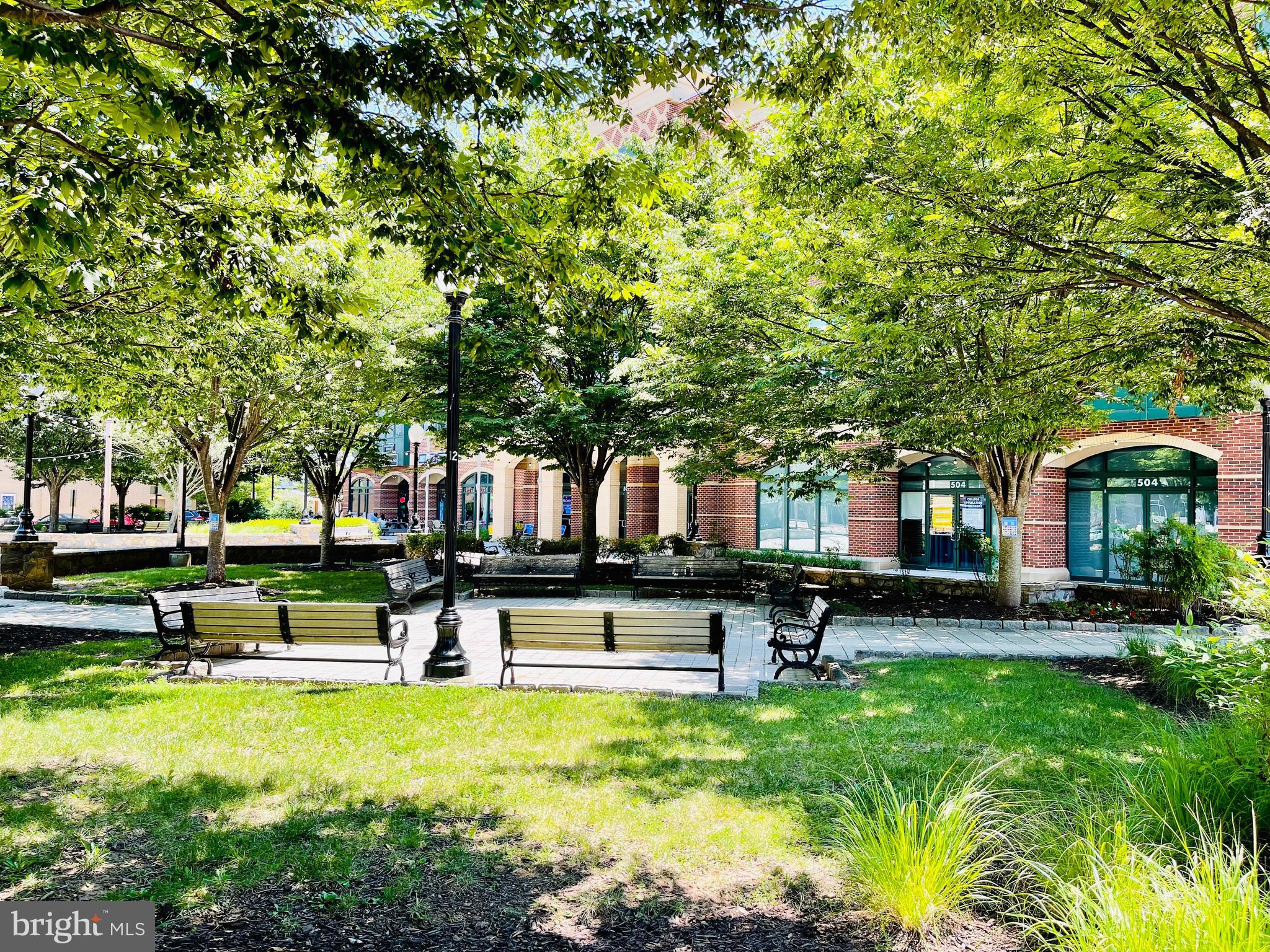 KENTLANDS - Residential