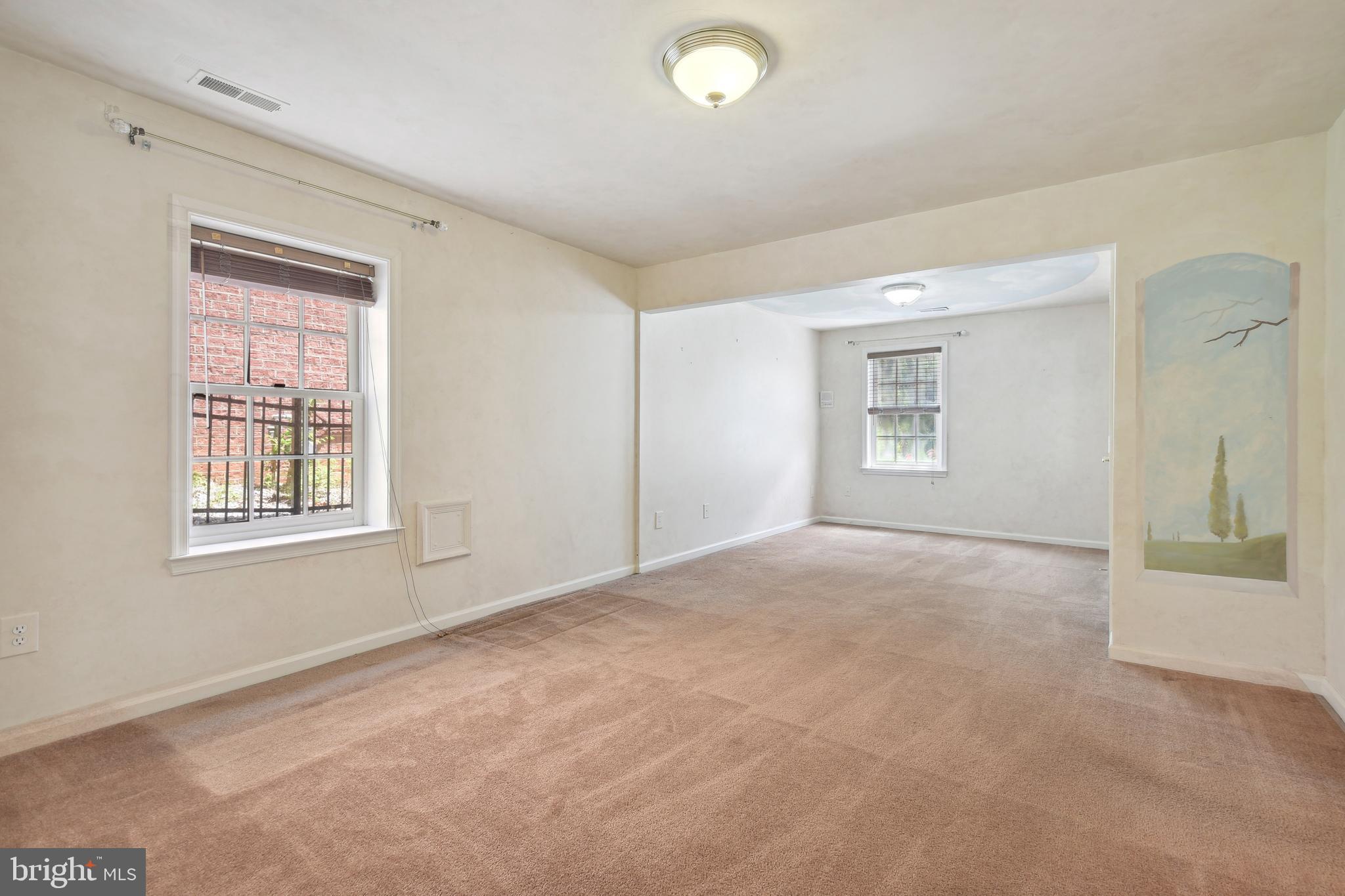 KENTLANDS - Residential