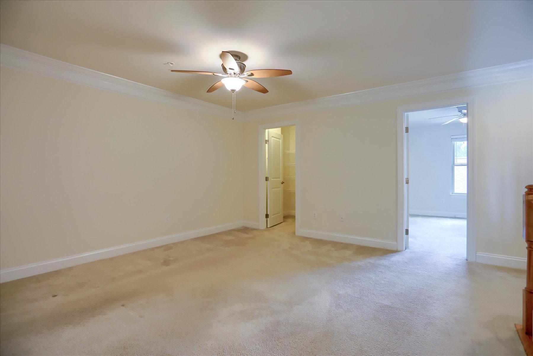 STONELEIGH SUMMIT - Residential