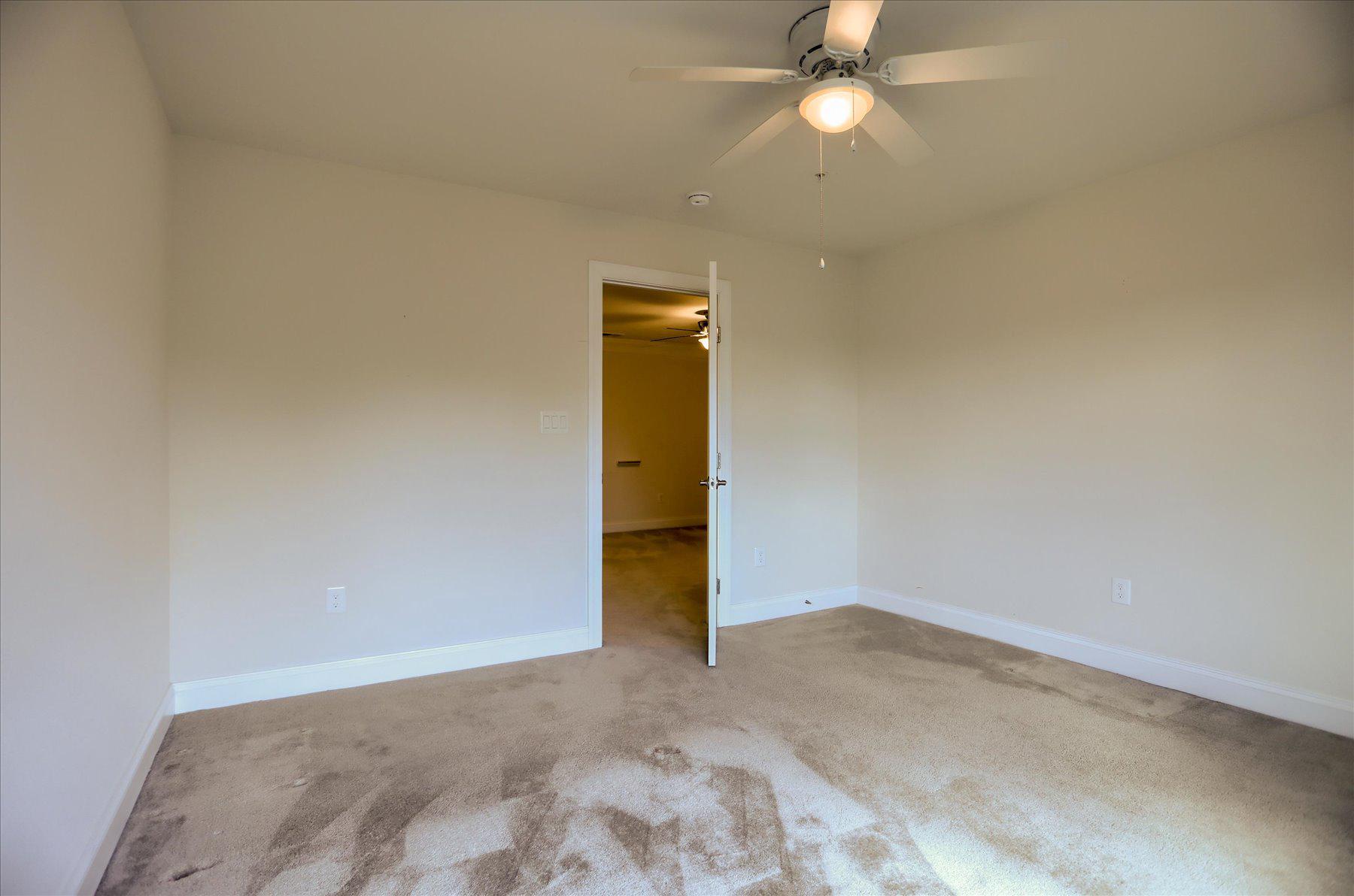 STONELEIGH SUMMIT - Residential