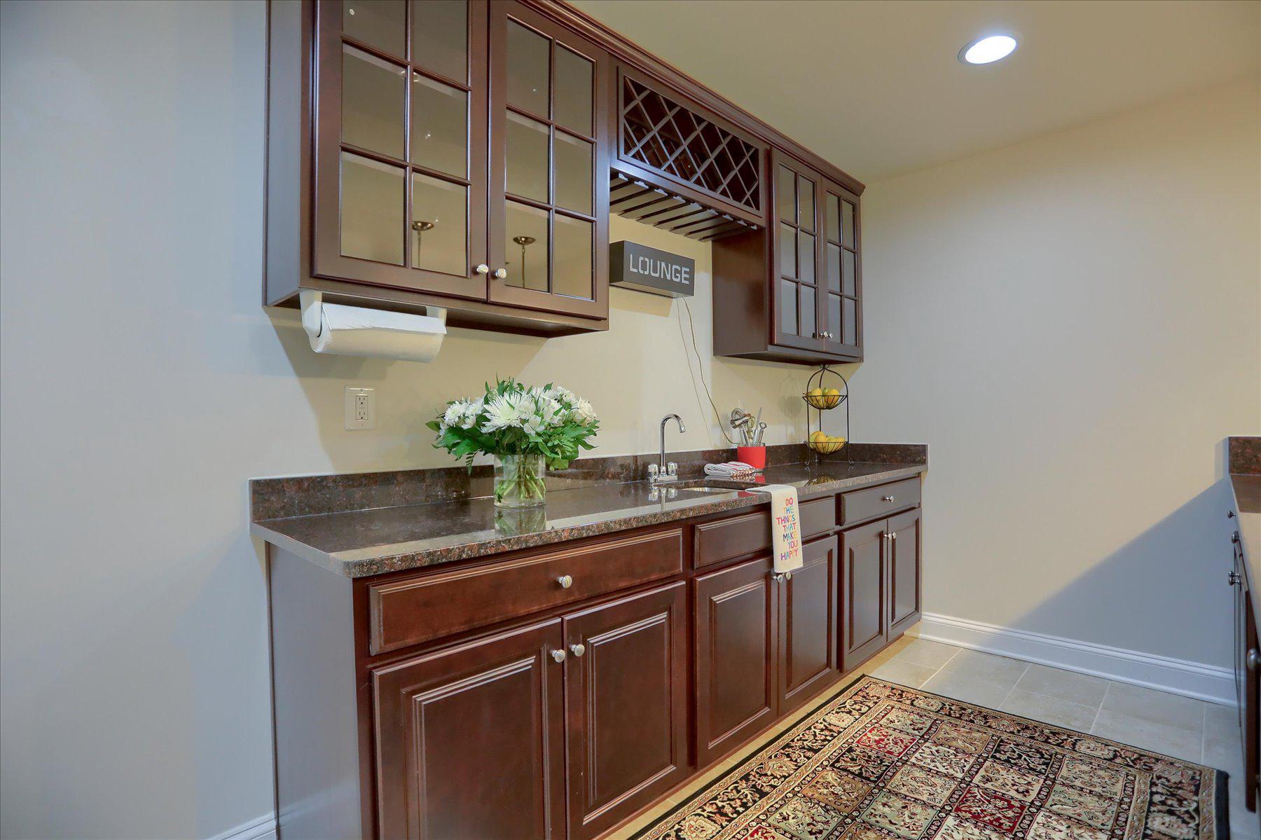 STONELEIGH SUMMIT - Residential