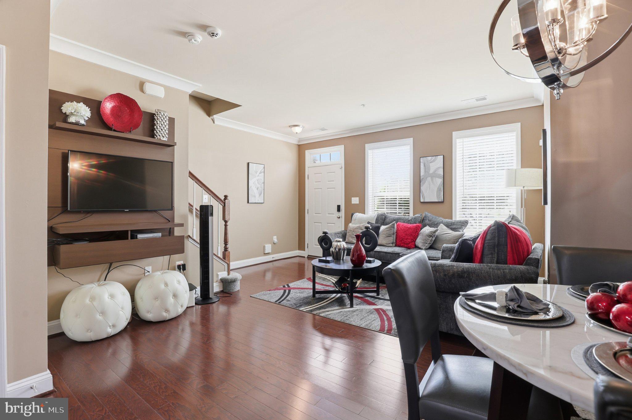 9106 RUBY LOCKHART BOULEVARD 4