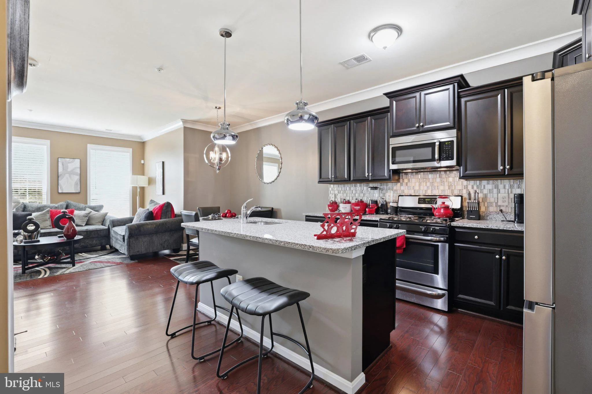 9106 Ruby Lockhart Boulevard Unit 4, Lanham, MD 20706 photo 3