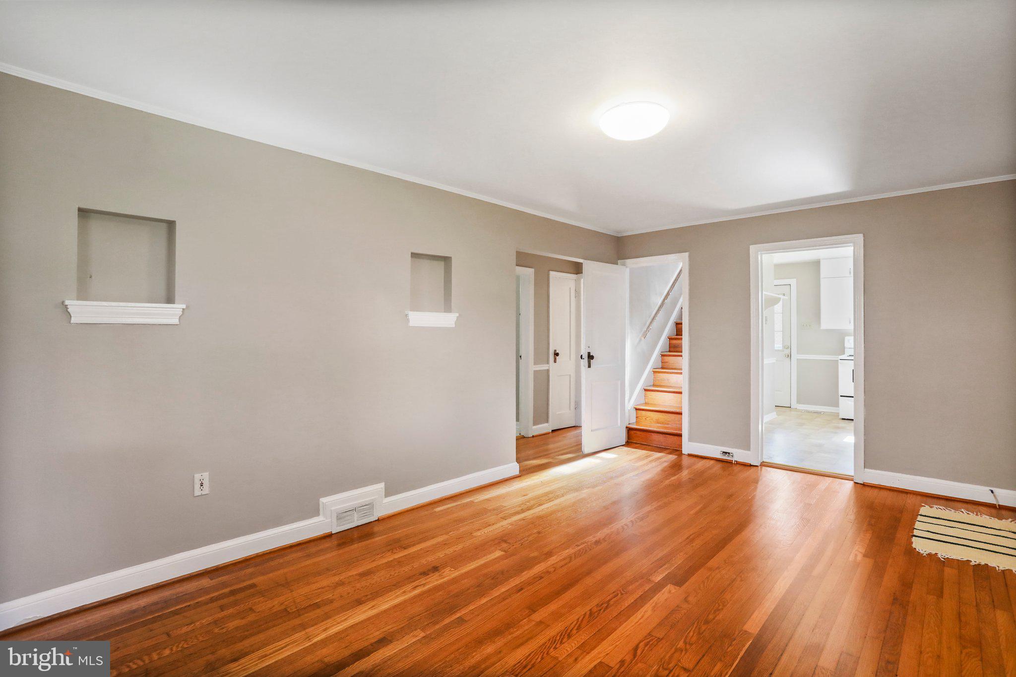 MULLERSTADT HEIGHTS - Residential