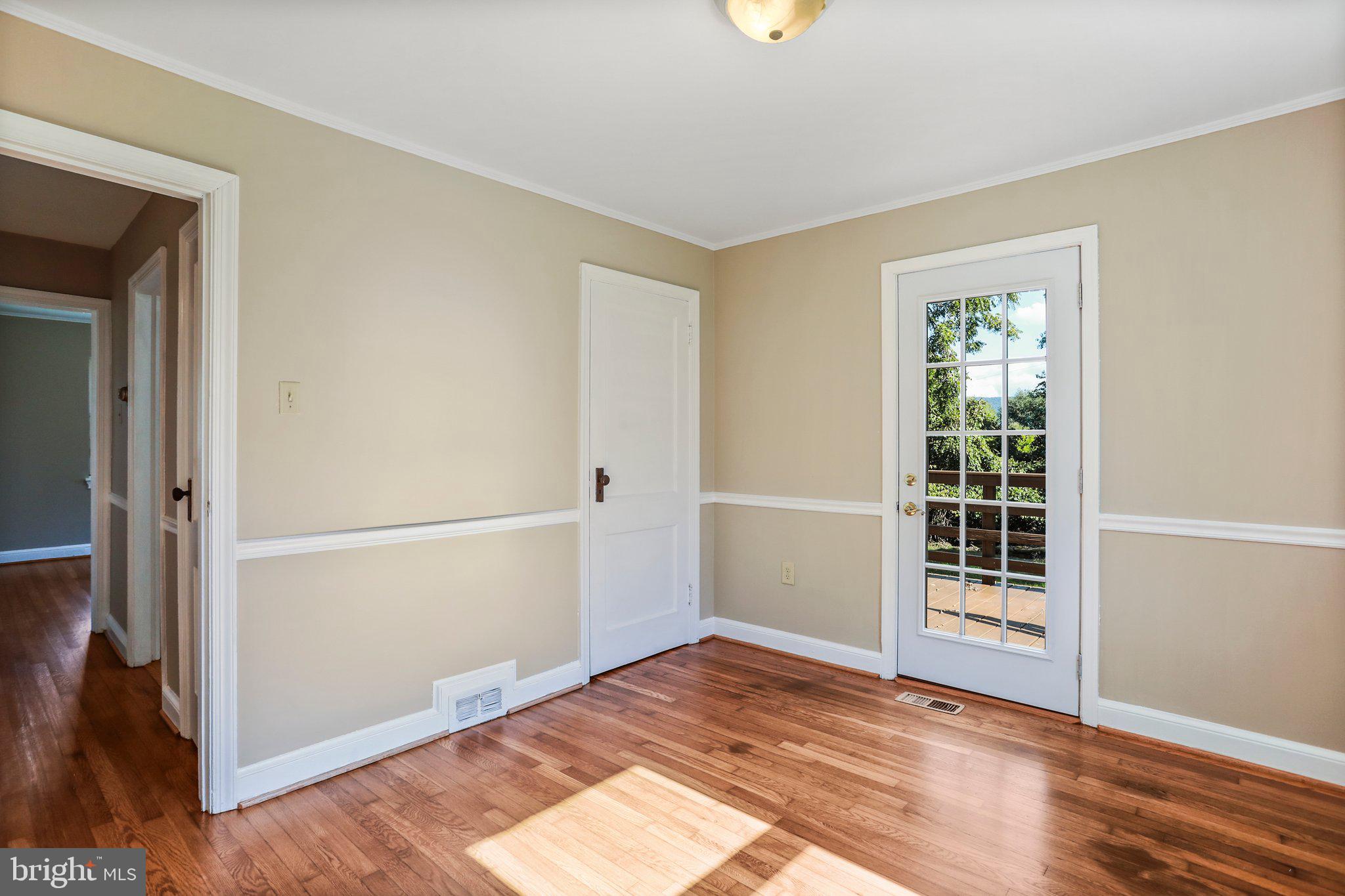 MULLERSTADT HEIGHTS - Residential