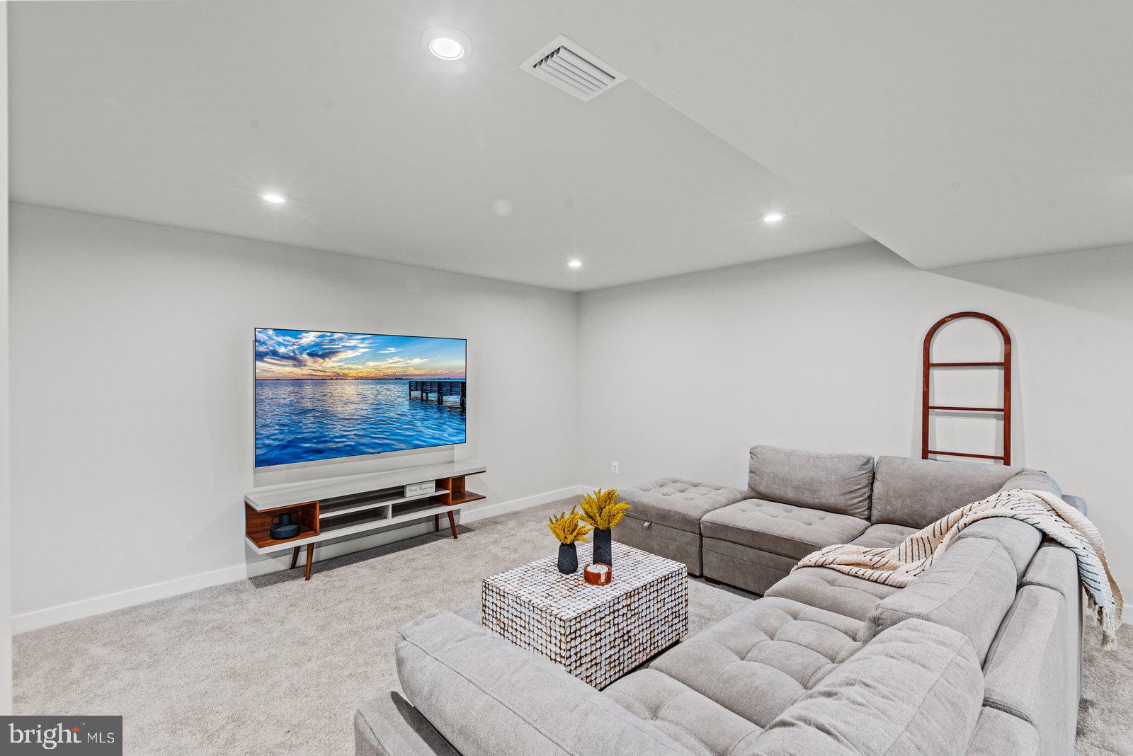 WARRENTON CHASE - Residential