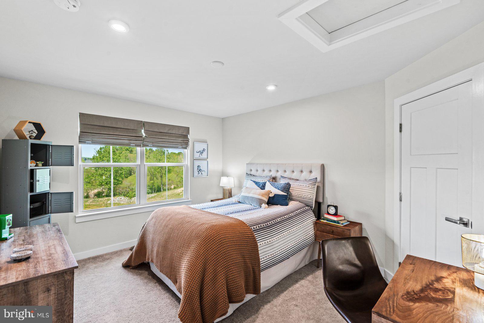 WARRENTON CHASE - Residential