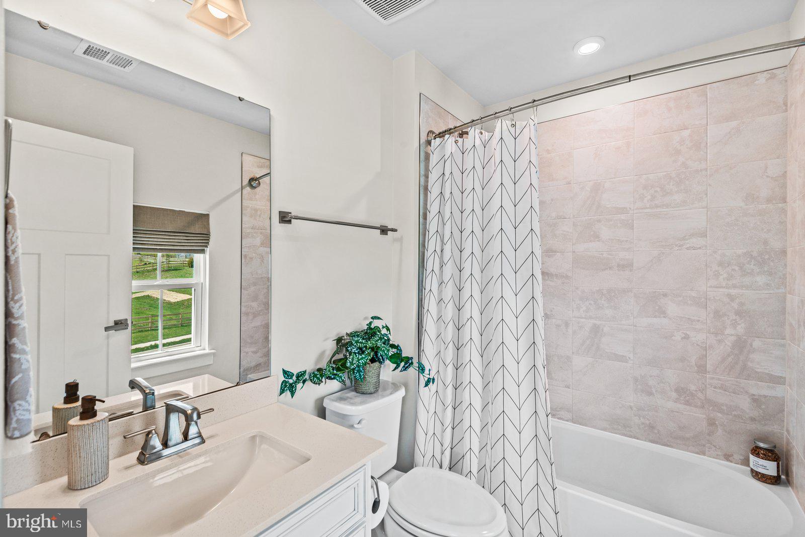 WARRENTON CHASE - Residential