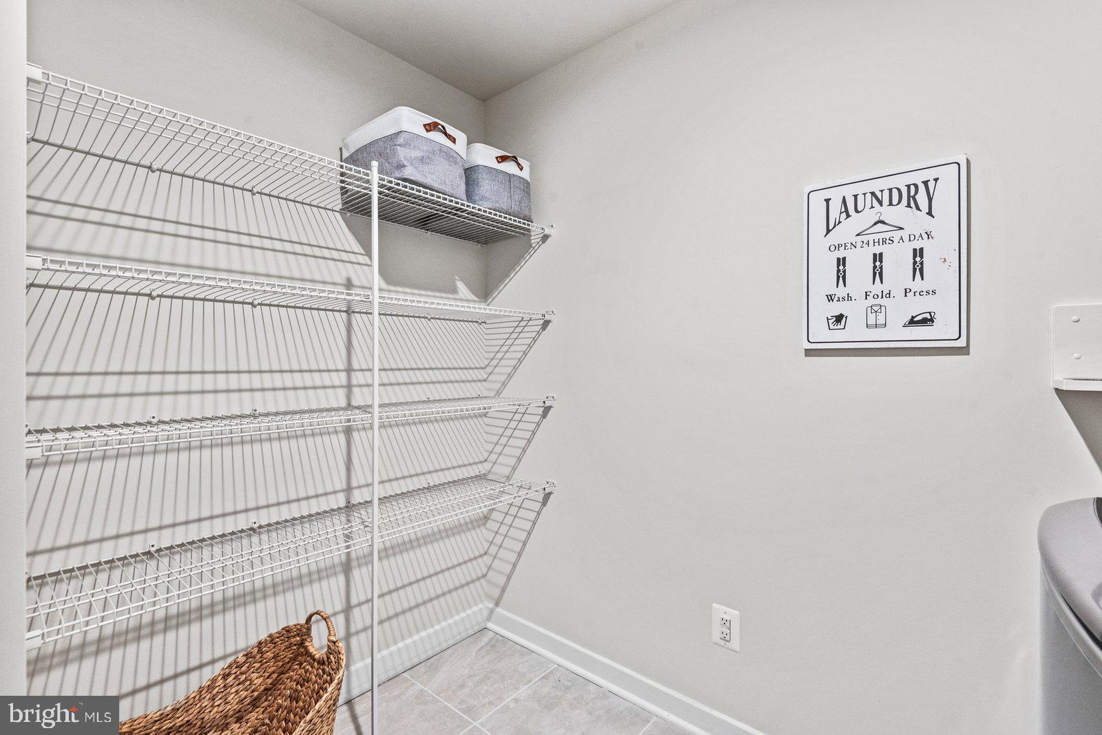 WARRENTON CHASE - Residential