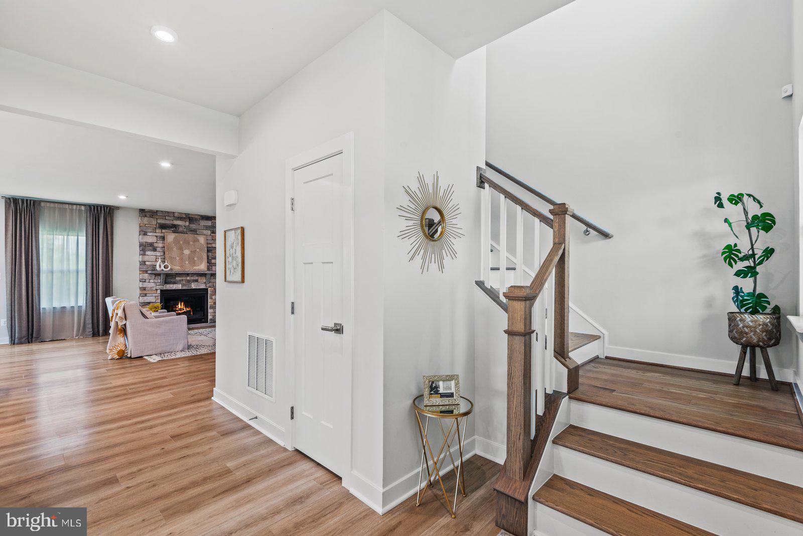 WARRENTON CHASE - Residential