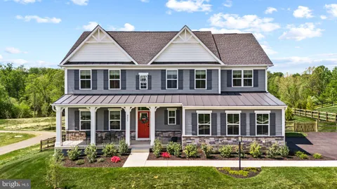 8005 International Drive, Warrenton, VA MLS: VAFQ2016324