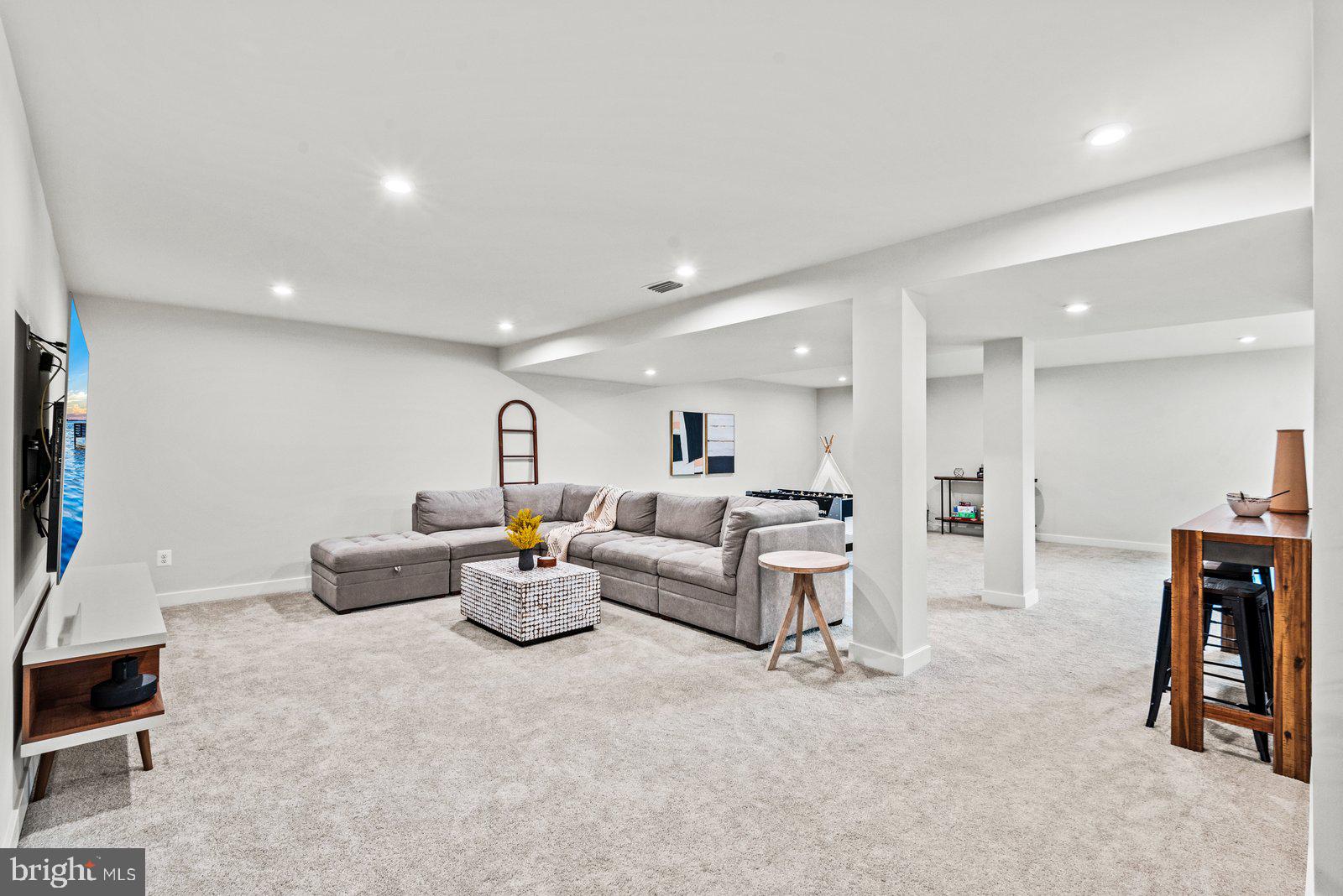 WARRENTON CHASE - Residential