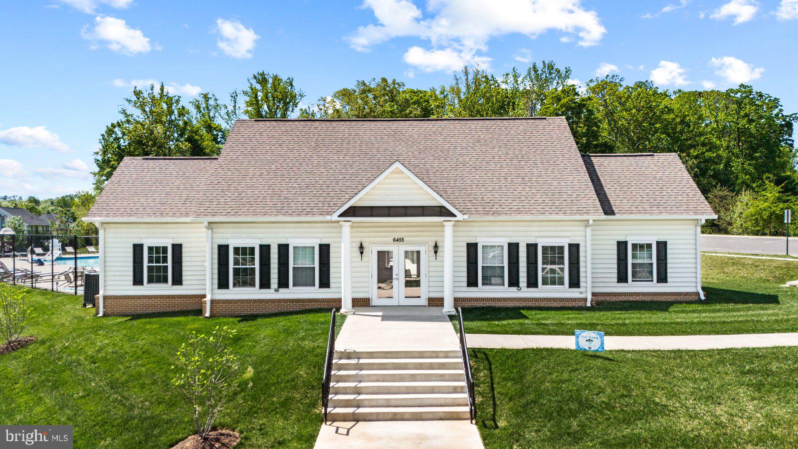 WARRENTON CHASE - Residential