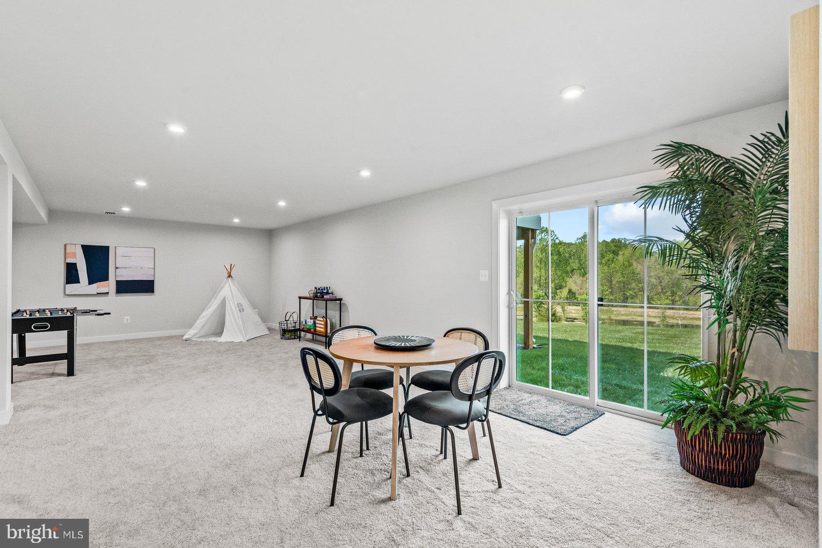 WARRENTON CHASE - Residential