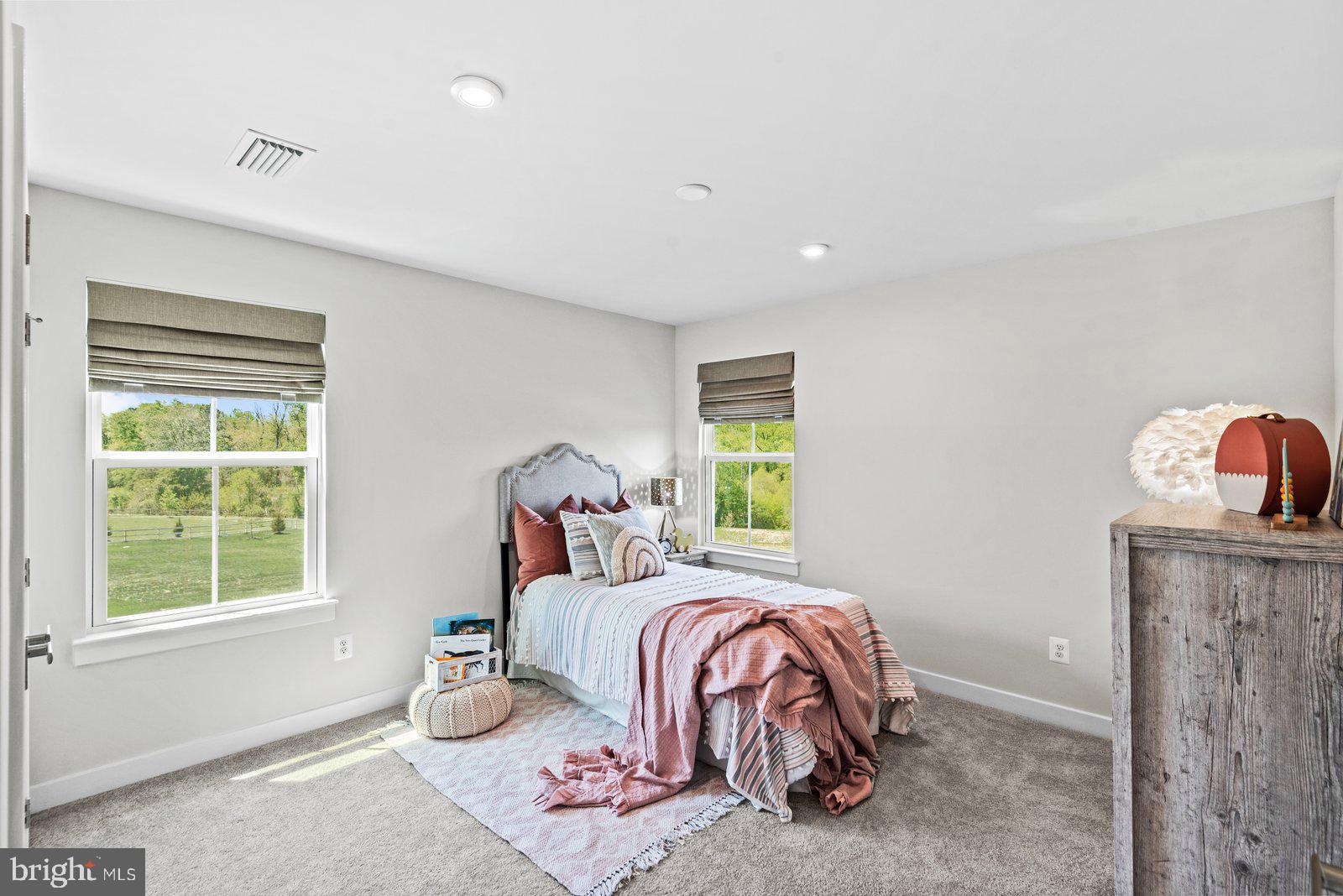 WARRENTON CHASE - Residential