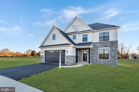 35 OLD ORCHARD ROAD STRASBURG PA 17579