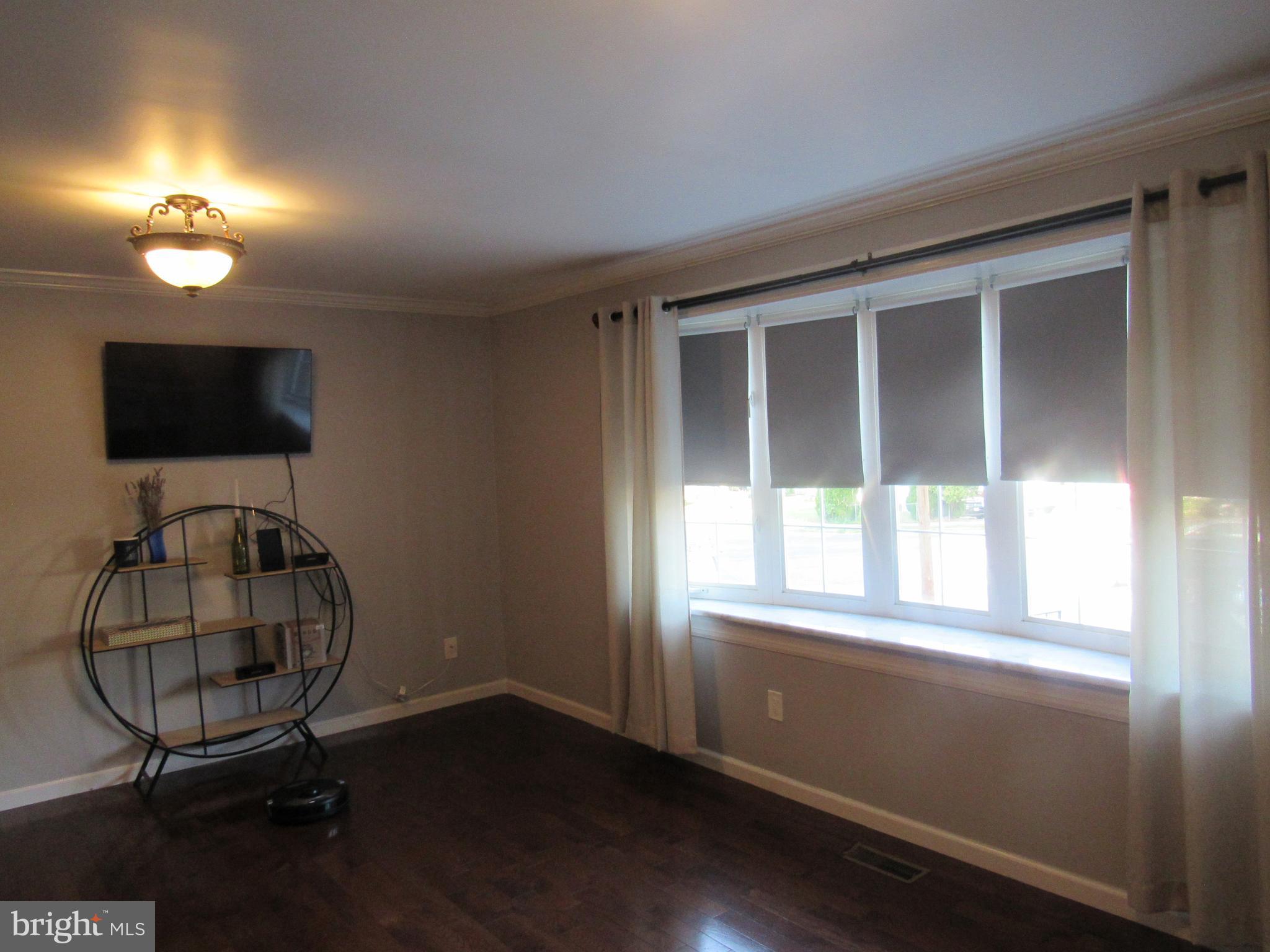 PHILMONT HEIGHTS - Residential